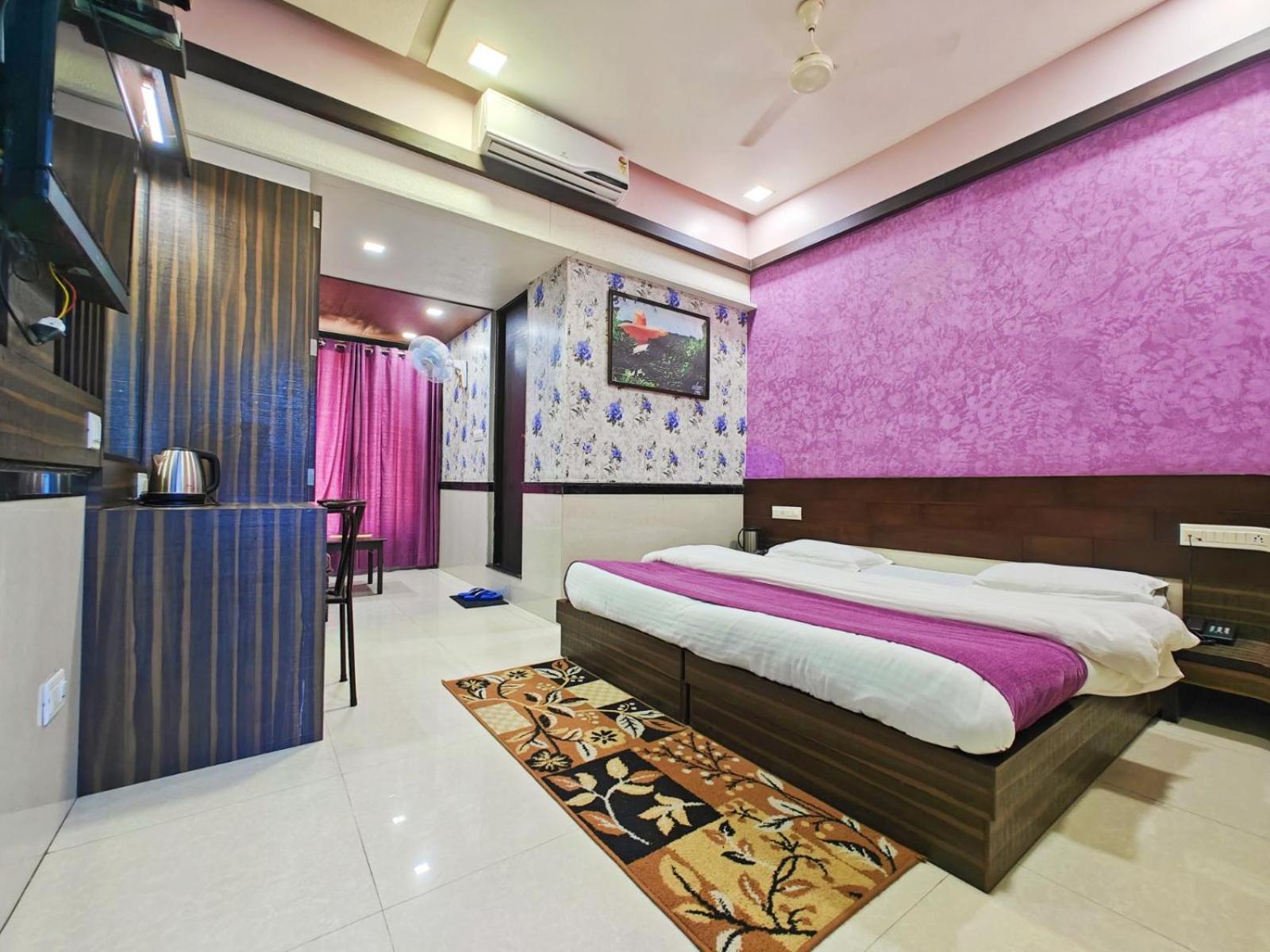 Hotel Saraswati Mount Abu Ngoại thất bức ảnh