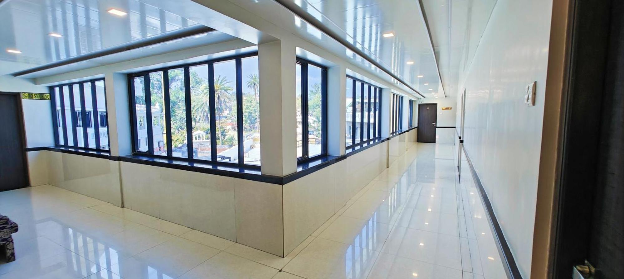 Hotel Saraswati Mount Abu Ngoại thất bức ảnh