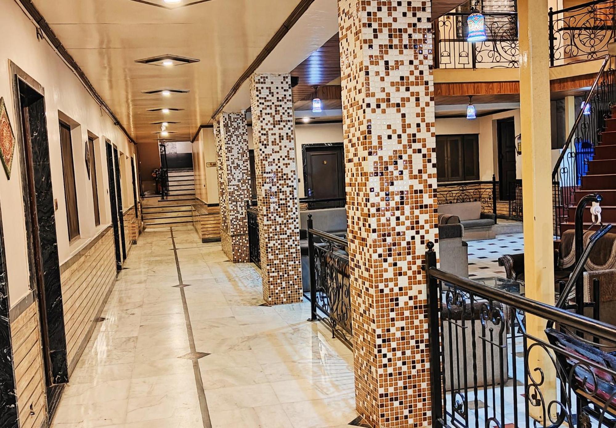 Hotel Saraswati Mount Abu Ngoại thất bức ảnh