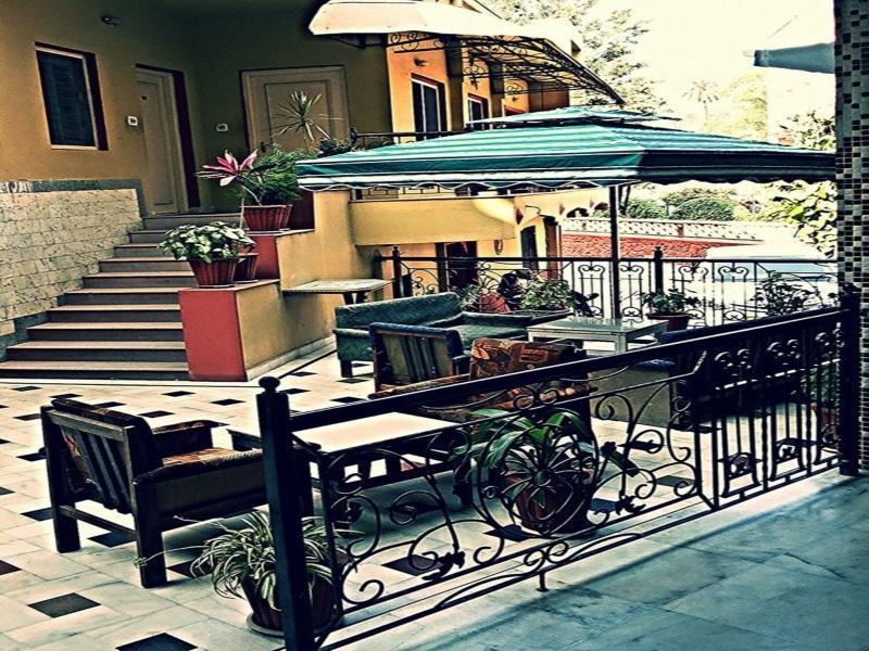 Hotel Saraswati Mount Abu Ngoại thất bức ảnh