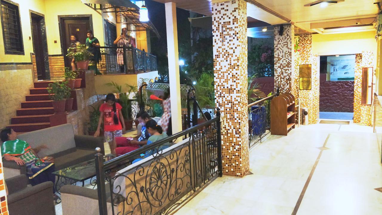 Hotel Saraswati Mount Abu Ngoại thất bức ảnh